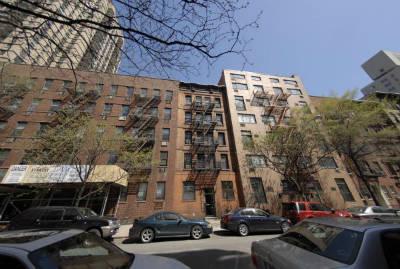 Primary Photo - 421 E 80th St
