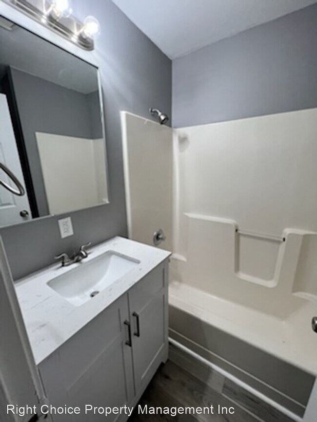 Building Photo - 2 br, 1 bath House - 618 Green St