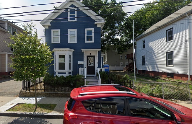 Building Photo - 34 Everett Ave