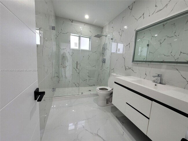 Foto del edificio - 7420 Beach View Dr