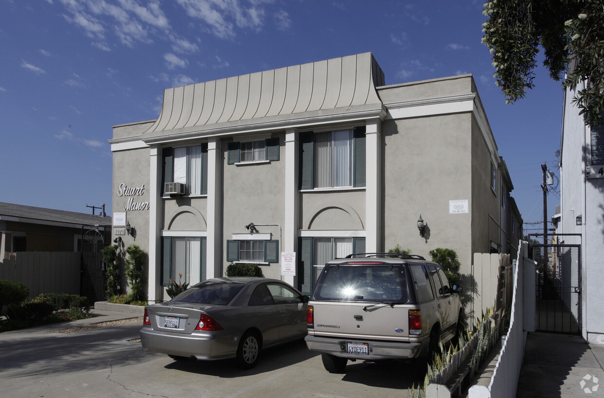 Building Photo - Stuart Manor