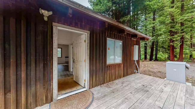 Building Photo - Gated, Pet-Friendly Cabin With 1.3 Acres O...