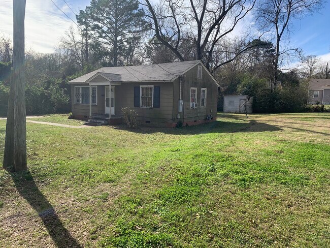 Lado norte del lote adyacente - 375 Columbus St