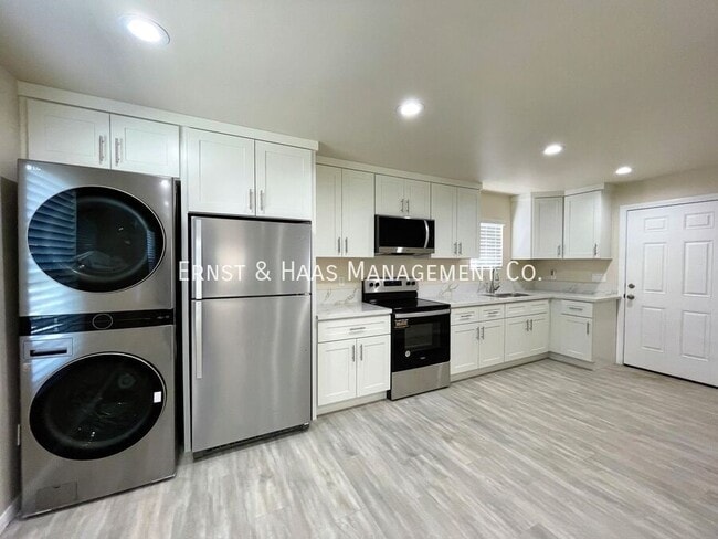 Foto del edificio - 15134 S Frailey Ave