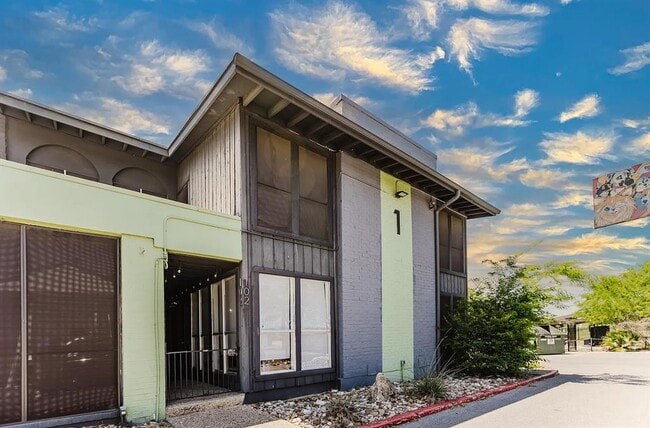 Foto del edificio - 909 Reinli St