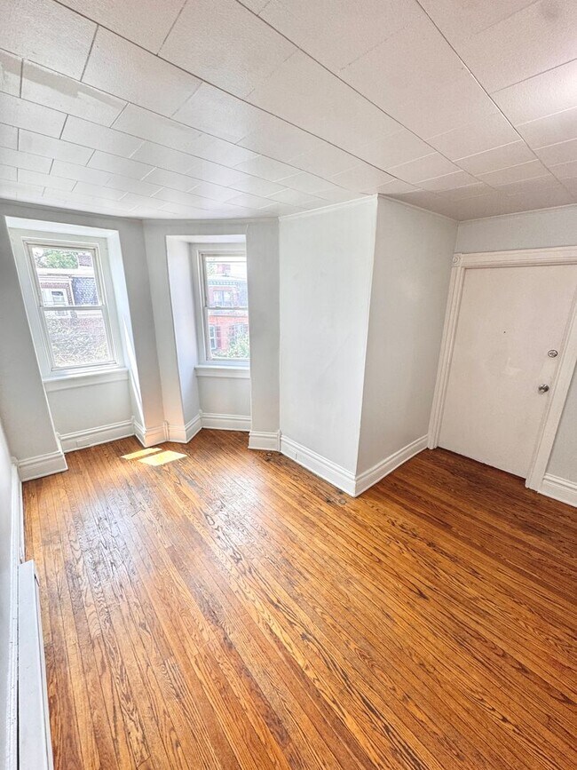 Foto del edificio - 1103 Linden St