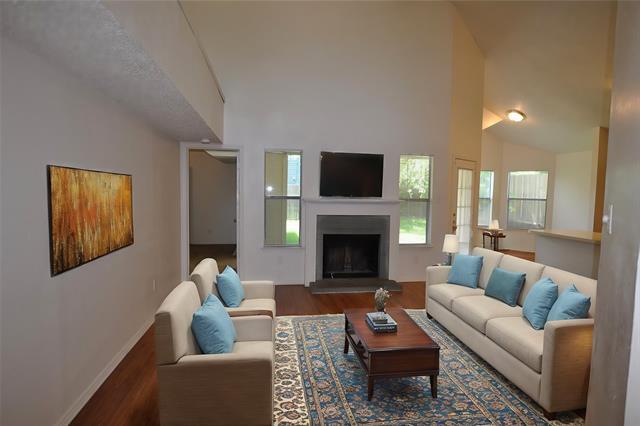 Foto del edificio - 919 Richards Dr