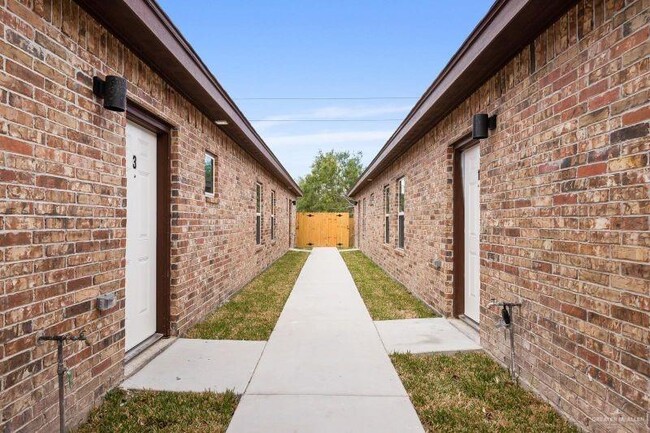 Building Photo - 3702 Paola St