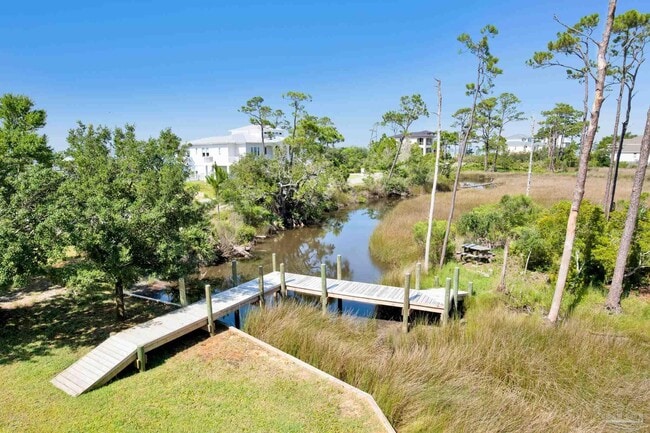 Building Photo - 16262 Tarpon Dr