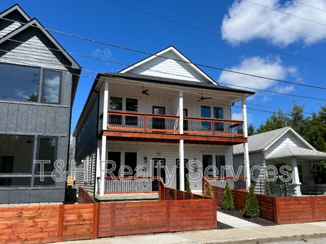 Foto del edificio - 930 Woodlawn Ave