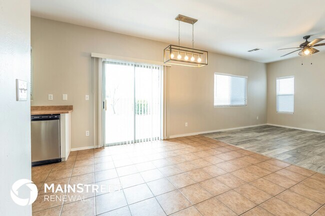 Foto del edificio - 39532 Cinch Strap Pl