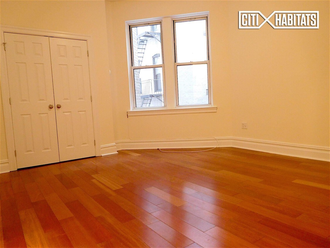 Foto principal - 350 W 85th St
