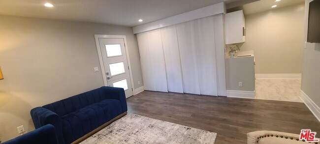 Foto del edificio - 1258-1258 Coldwater Canyon Dr