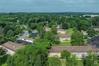 Aerial - Royal Arms Apartments