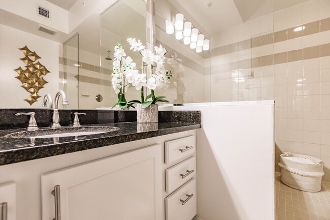 Interior Photo - Aviah Flagler Village