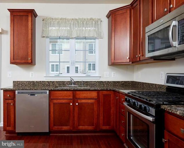 Primary Photo - 42900 Pamplin Terrace