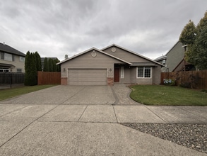 Building Photo - 13825 SE 139th Ave