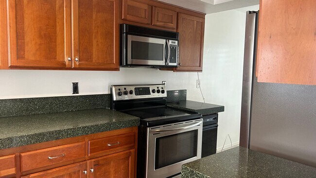 Foto del edificio - 928 Intrepid Ct