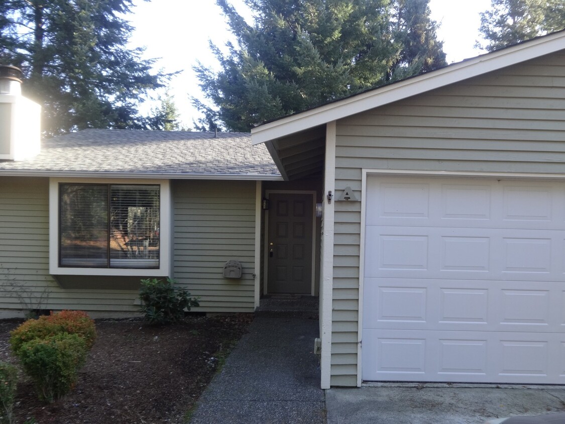 Foto principal - 2 Bedroom Duplex in Gig Harbor