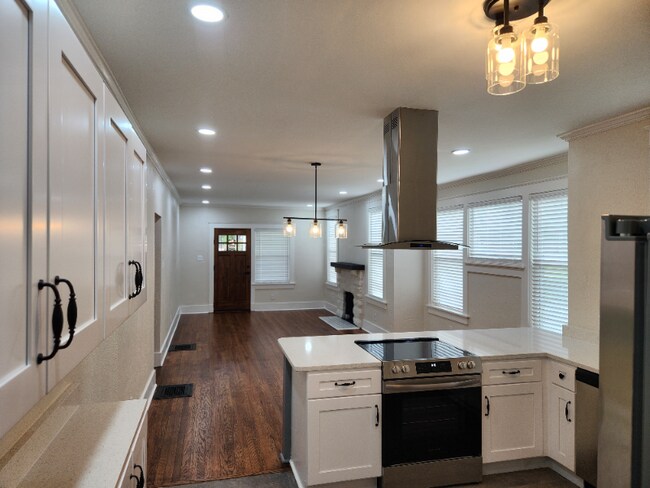 Foto del edificio - 1531 Kendale Ave