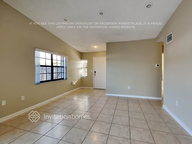 Foto del edificio - 1633 SW 138th Pl