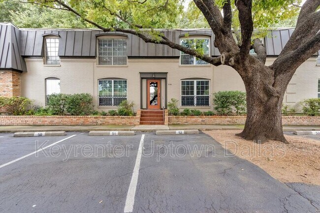 Building Photo - 5226 Fleetwood Oaks Ave