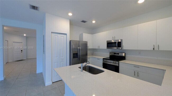 Foto del edificio - 11811 SW 247th Ter