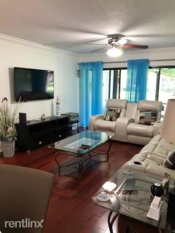 Foto del edificio - 2257 SW 15th St