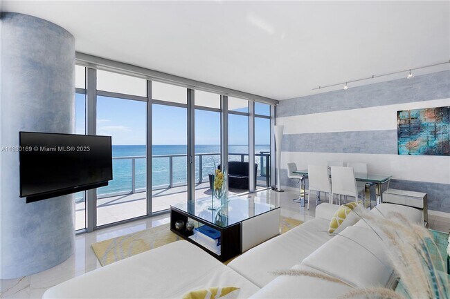 Foto del edificio - 3737 Collins Ave