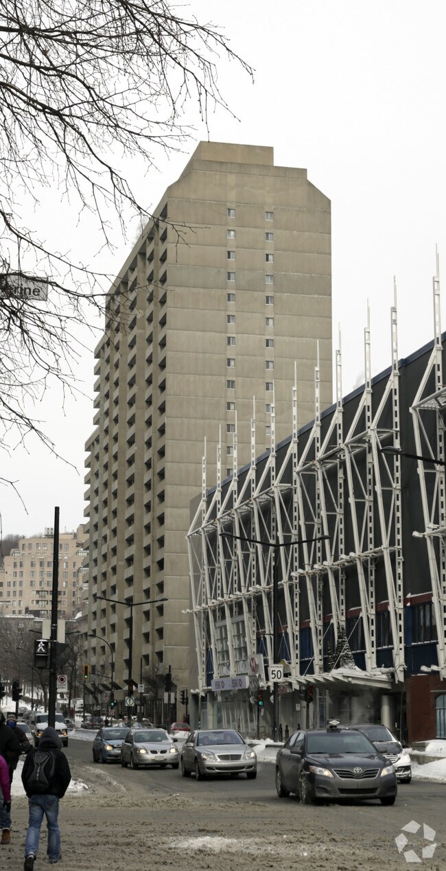Building Photo - 2021 Atwater