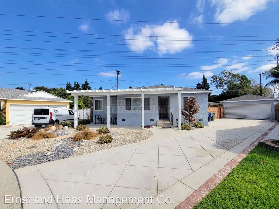 Primary Photo - 3 br, 1 bath House - 6953 Henrilee St.