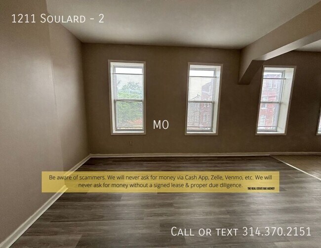 Building Photo - Large 4-Bedroom Soulard Apartment