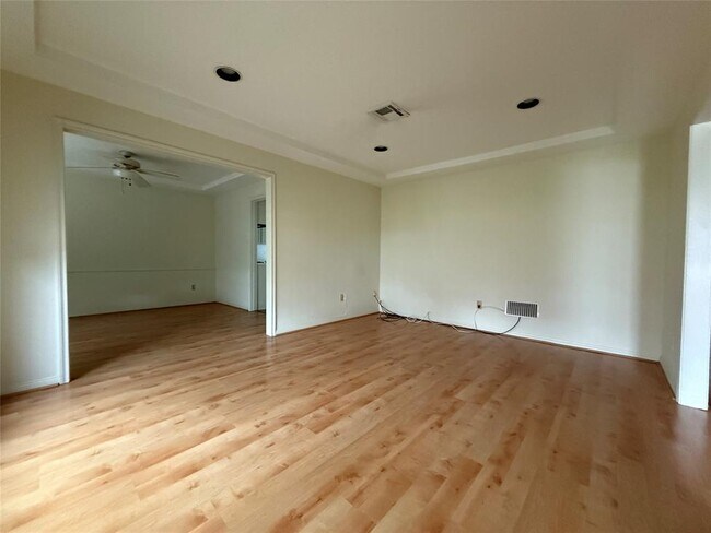 Foto del edificio - 7610 Burning Hills Dr
