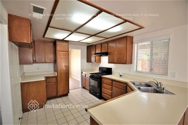 Foto del edificio - 5235 Sundance Dr