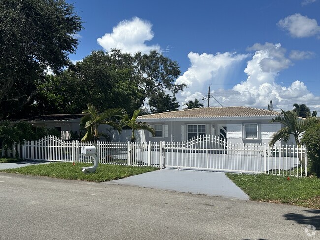 Building Photo - 6231 Mayo St