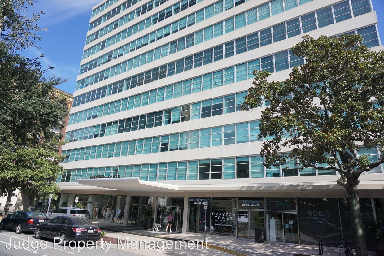 Primary Photo - 2 br, 2 bath House - 104 E. Liberty Street...