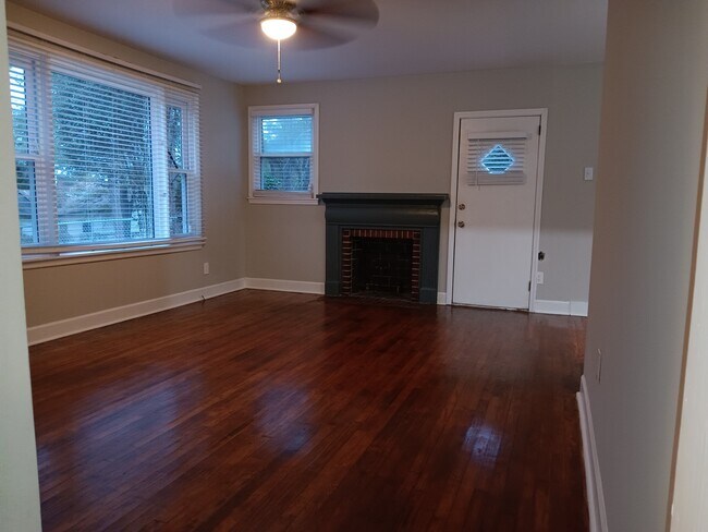 Foto del edificio - 2602 Hazel St