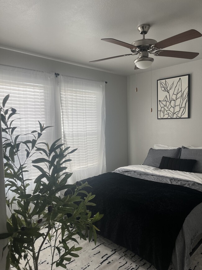 Foto del edificio - 4230 E Four Creeks Ct