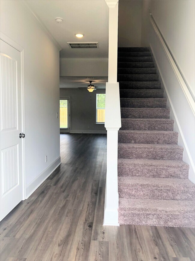 Building Photo - 8195 Bannock Cir