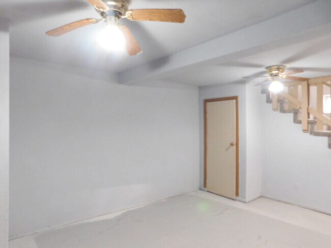 Foto del edificio - 4 Bedroom Home in El Dorado minutes from Down Town!