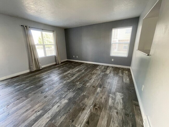 Foto del edificio - Beautiful Eagle Mountain townhome for rent!
