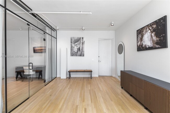 Building Photo - 1700 Meridian Ave