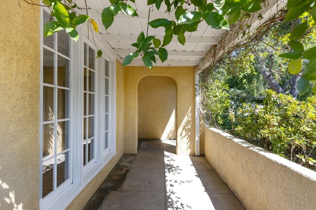 Foto del edificio - 1395 Sinaloa Ave