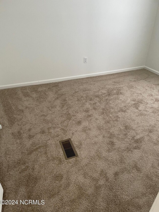 Foto del edificio - 190 Stella Rd