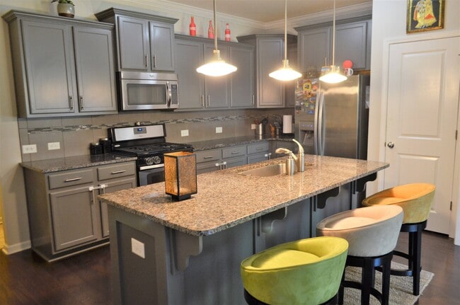 Photo - 318 OldCastle Dr Townhome