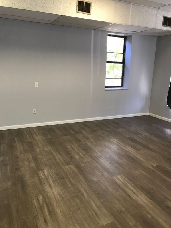 Foto del edificio - 464 Pratt St Ext