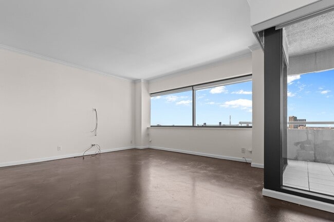 Foto del edificio - 5000 Montrose Blvd