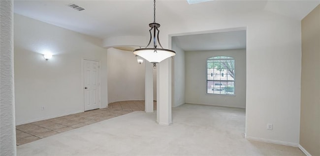 Building Photo - 6812 Allegiance Dr