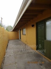 Building Photo - 7109 N 68th Dr