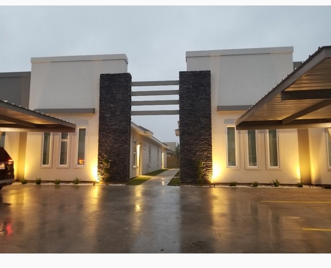 Foto del edificio - 904 La Cantera Ave